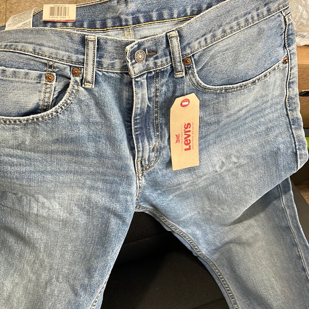 Levi’s Light Blue Denim Jeans size 34 W 30 L never worn with tags